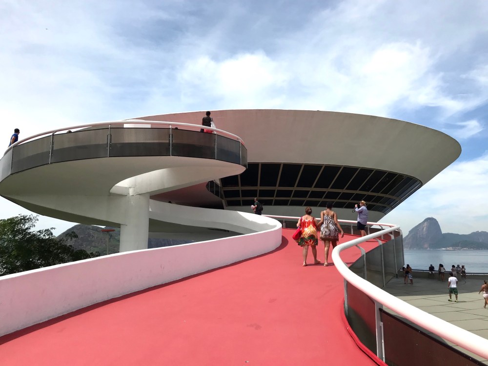 05C4F4A5-0413-4B82-9E74-19A80D7C413B